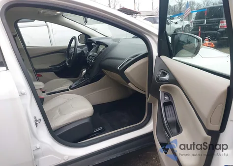 2017 Ford Focus Bev z USA, uszkodzony, nr VIN 1FADP3R42HL258170